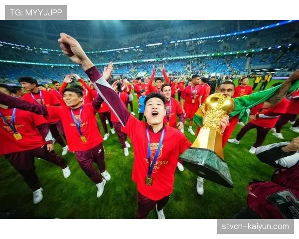 山东泰山全队抵达上海,备战与海港的“国家德比” 山东泰山全队抵达上海,备战与海港的“国家德比”