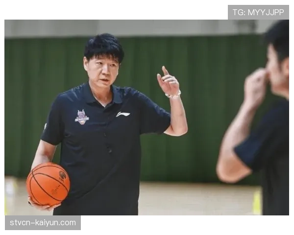 深度专访:总冠军教头邱彪回顾三年执教历程与新疆队的建队哲学 深度专访:总冠军教头邱彪回顾三年执教历程与新疆队的建队哲学